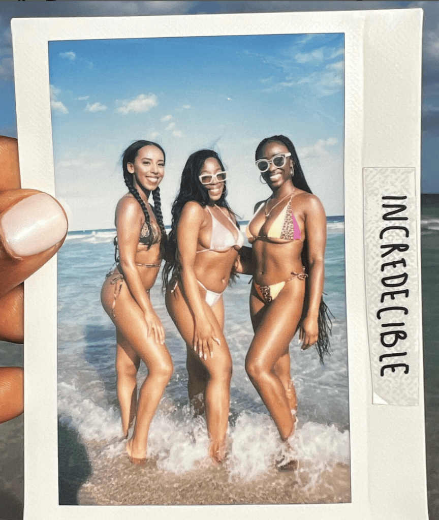 Instant photo print by Incredecible