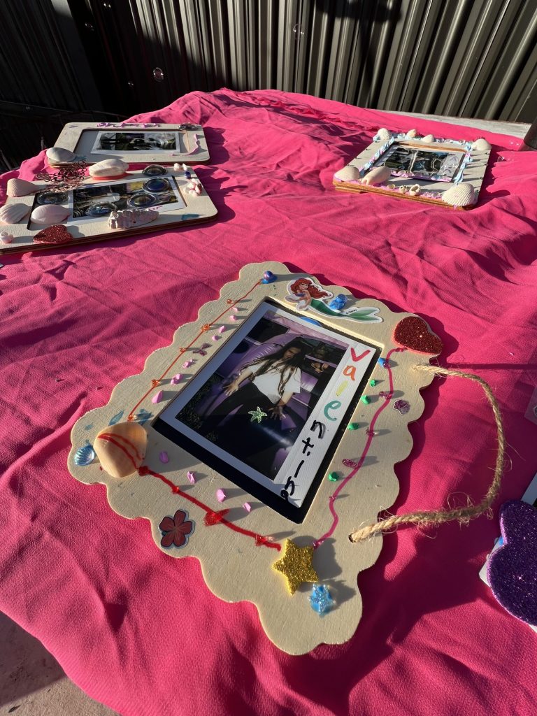 Mermaid themed kids birthday with DIY Polaroid frames by Incredecible, Miami