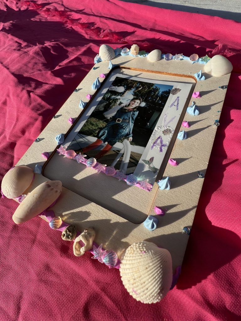 Mermaid themed kids birthday with DIY Polaroid frames by Incredecible, Miami