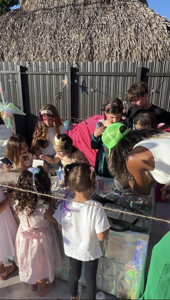 Mermaid themed kids birthday with DIY Polaroid frames by Incredecible, Miami